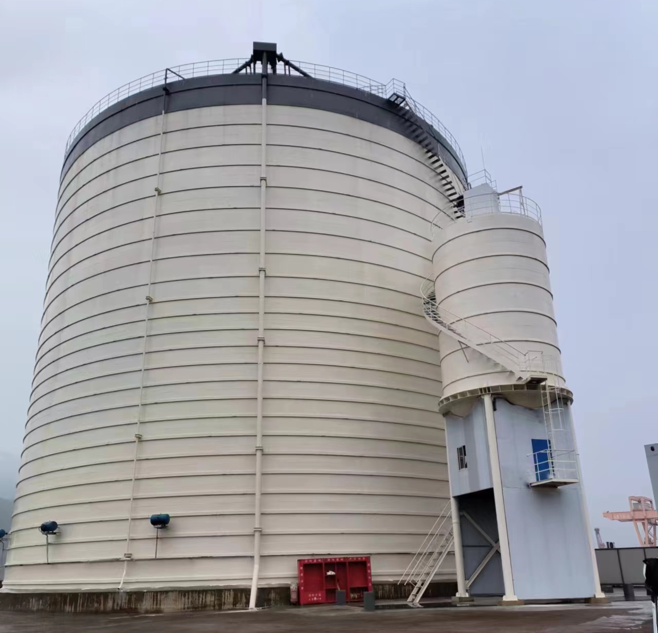 武山10万吨水泥钢板库